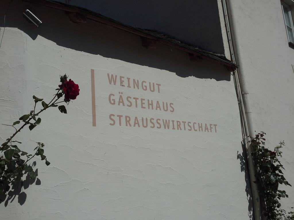 Weinhaus Kurtrierer Hof Hotel Leiwen Ngoại thất bức ảnh